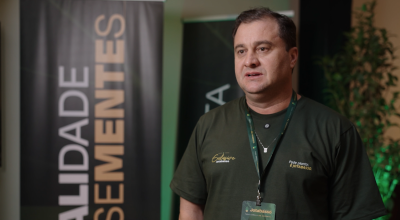 “A Jotabasso é a nossa principal parceira, é a empresa que nos fornece tecnologia, que nos fornece inovação, que traz o que tem de novo em genética e é a empresa que nos garante a qualidade, que nos permite plantar tranquilo, com segurança.”